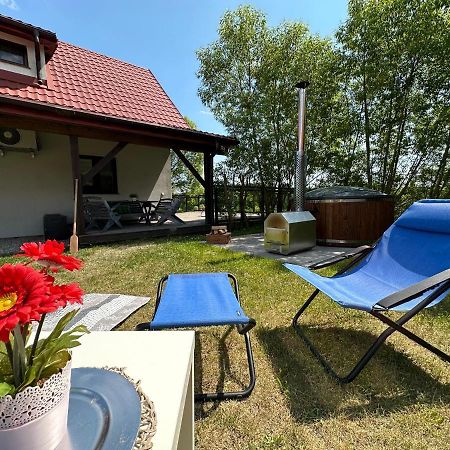 Szarejkowe Wzgorza Hotel Szarejki Eksteriør billede